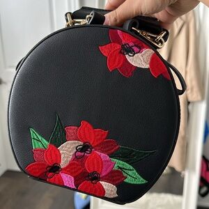 Black floral Round Bag